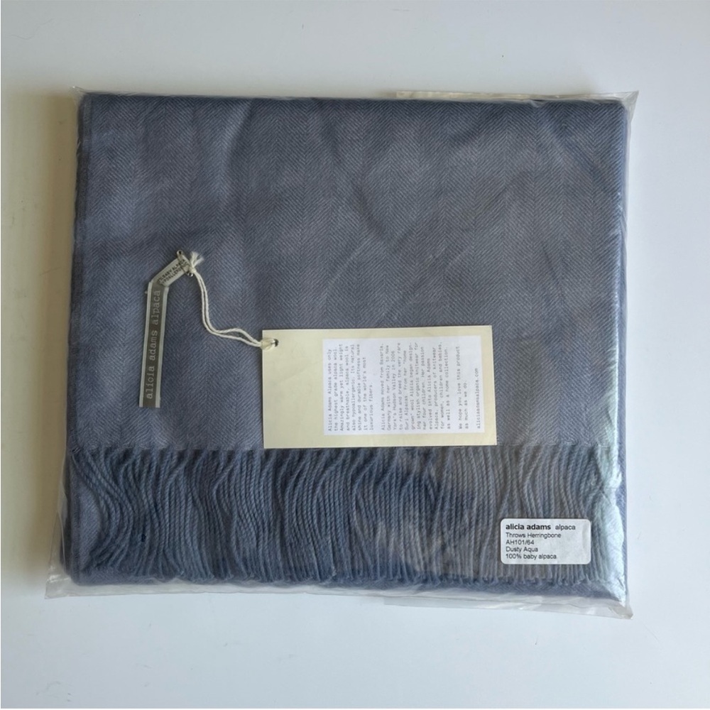 Alicia Adams Alpaca Herringbone Throw NEW - Picture 2 of 4